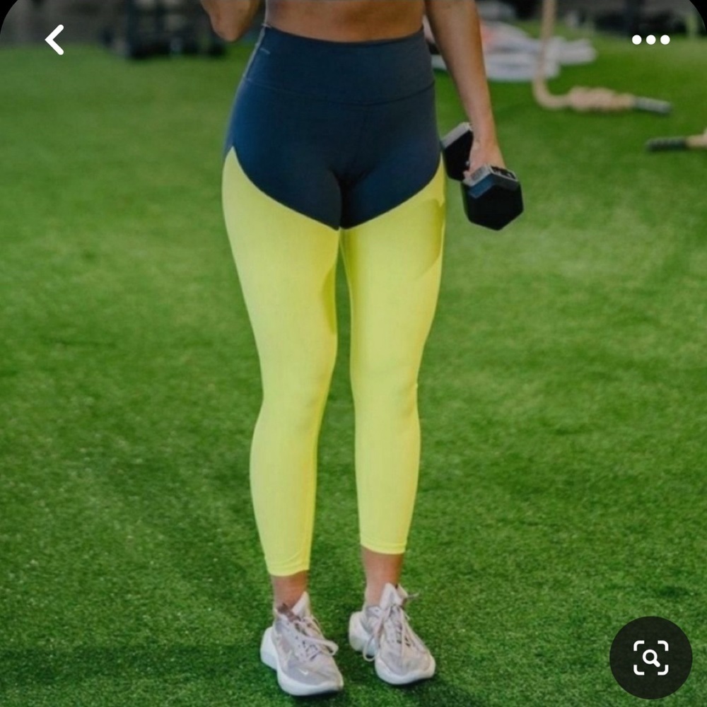 Zyia Active Parallel Luxe Neon Yellow Leggings